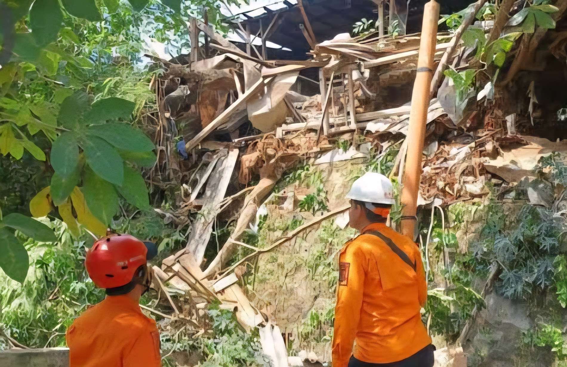 Longsor Terjang Empat Titik Kota Tangsel