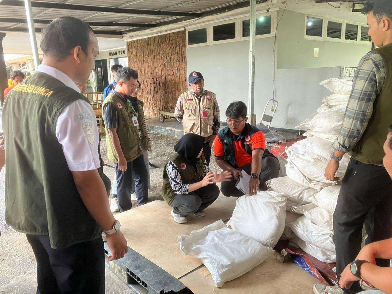 BNPB Gelar Operasi Modifikasi Cuaca Antisipasi Karhutla di Kalbar